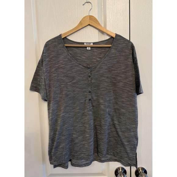 Old Navy Tops - Old Navy Women's Size XL Short Sleeve Relaxed Henley T-shirt Grey Combo Striped